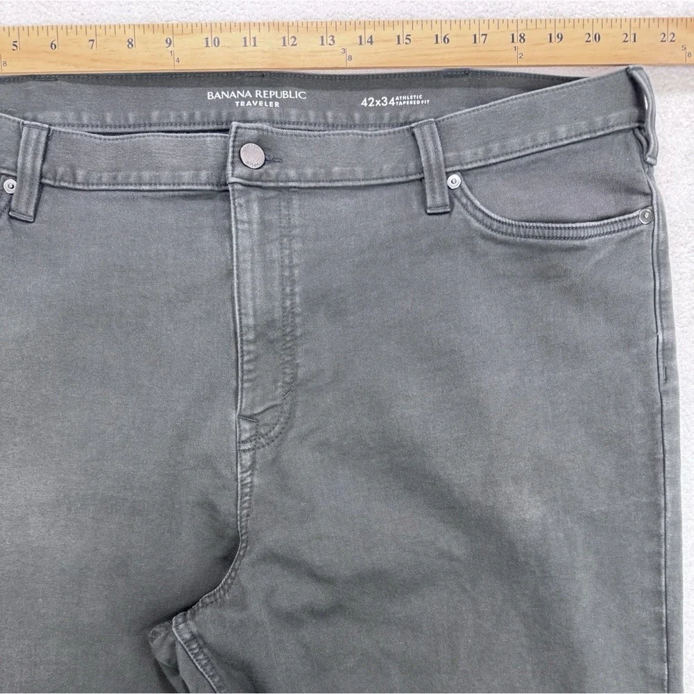 Banana Republic Traveler Pants Men 42x34 Gray Athletic‎ Tapered Fit